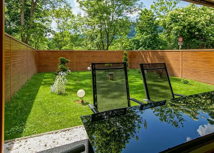 Auszeit Steiraland 6 Mit Ueberdachter Terasse Schoenen Garten Und Kostenlosen Parkplatz