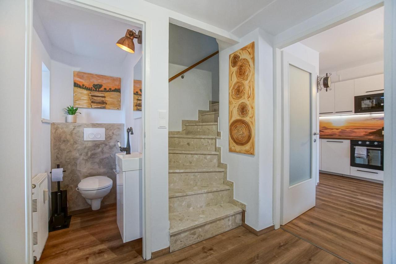 Auszeit Steiraland 6 Mit Ueberdachter Terasse Schoenen Garten Und Kostenlosen Parkplatz Apartment Leoben (Styria)