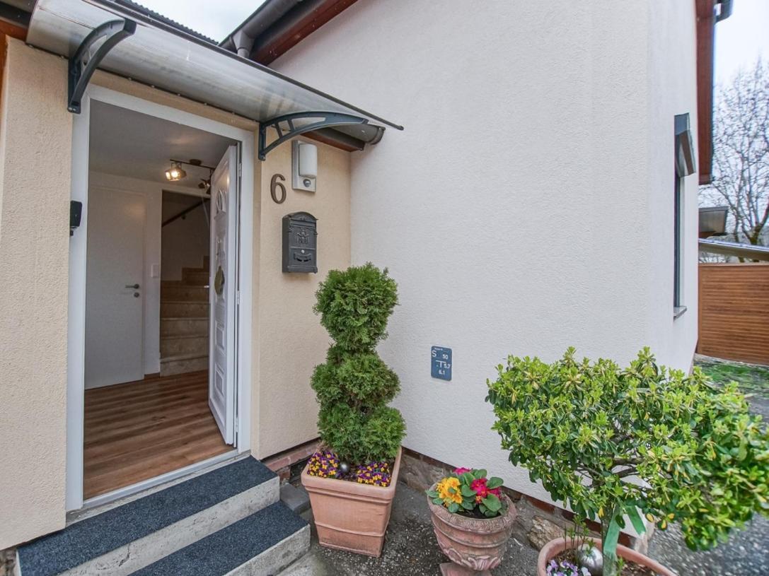 Apartment Auszeit Steiraland 6 Mit Ueberdachter Terasse Schoenen Garten Und Kostenlosen Parkplatz Leoben (Styria)